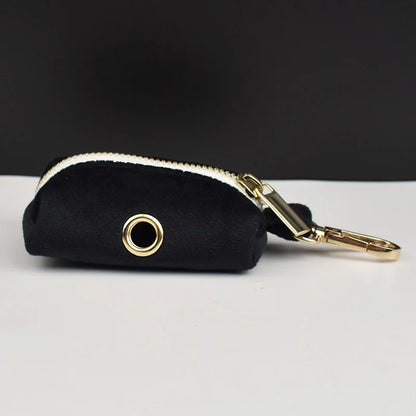Set Deluxe pentru membrul pufos al familiei - Accesorii Deluxe din catifea neagra pentru catei - Accesoriile pot fi gravate (nu se vand personalizate!)